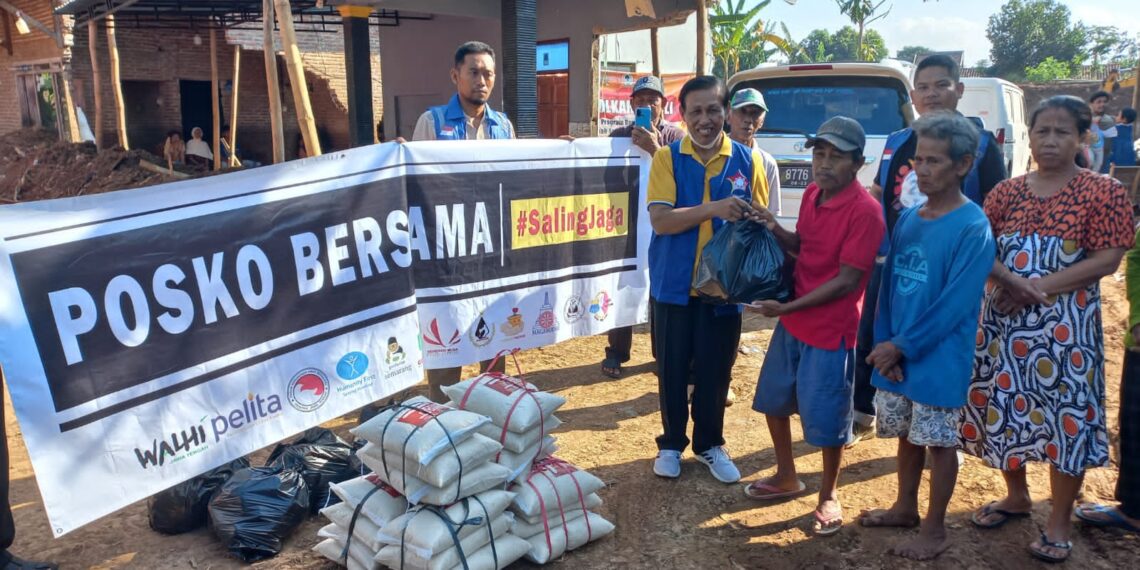 Posko Bersama #SalingJaga Mendistribusikan Bantuan Bagi Warga Korban Banjir di Pati